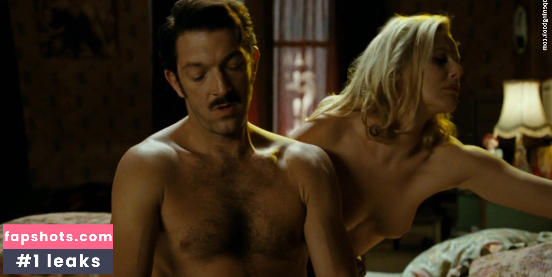 Florence Thomassin gallery photo #25