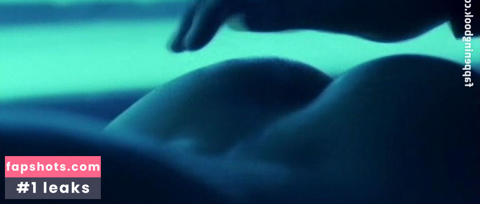 Florence Thomassin gallery photo #33