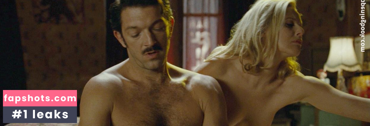 Florence Thomassin gallery photo #34