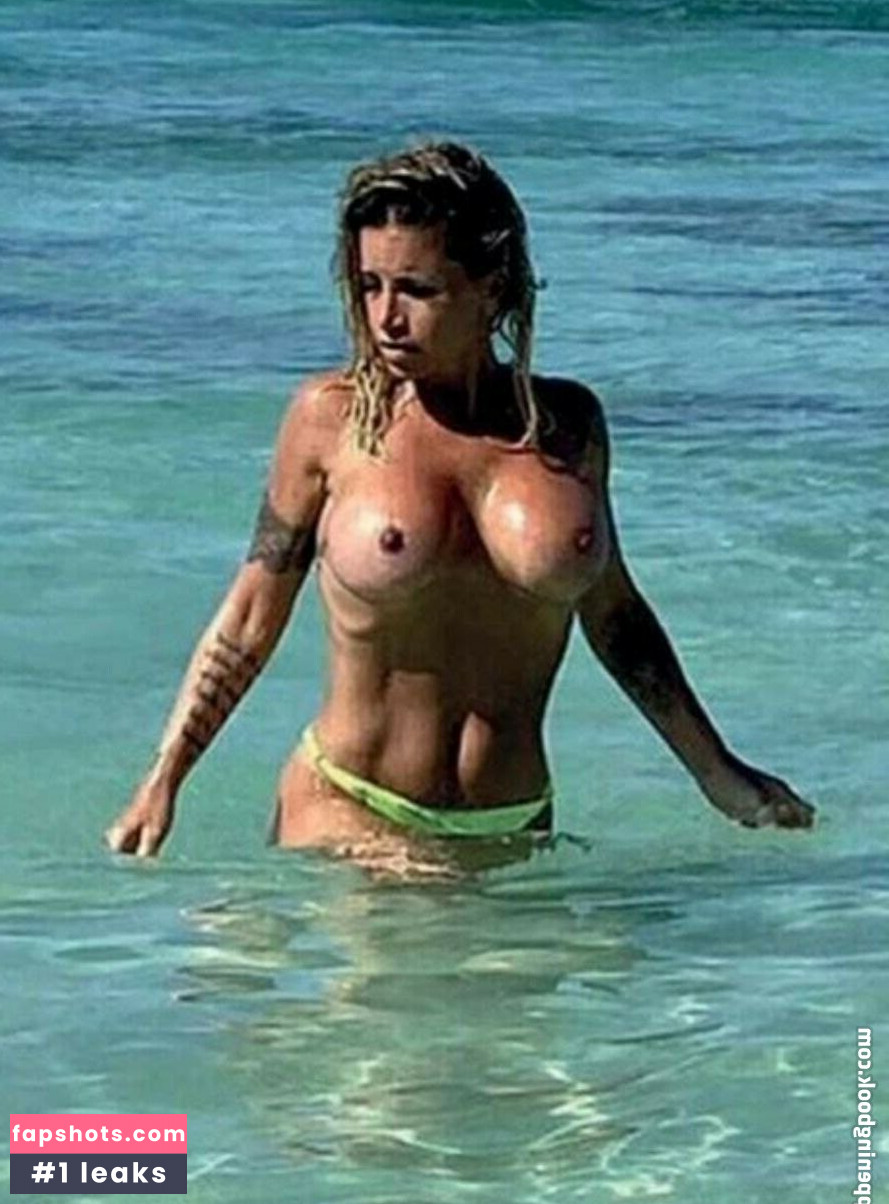 Florencia Peña Nude Leaks OnlyFans Photos #27 - LeakJerk