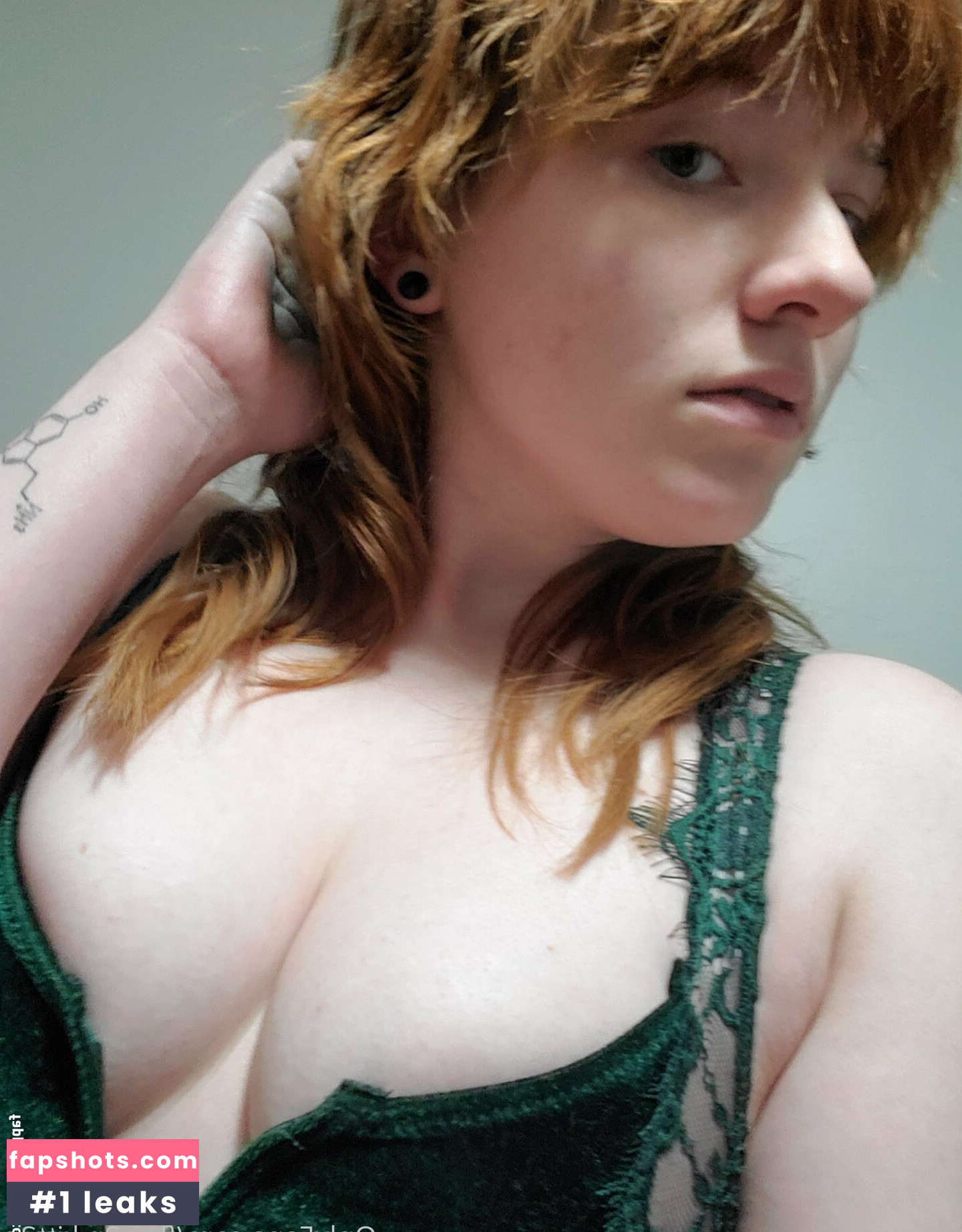 flow3r_kitt3n Nahé úniky fotek pouze od fanoušků #19 - Fapshots