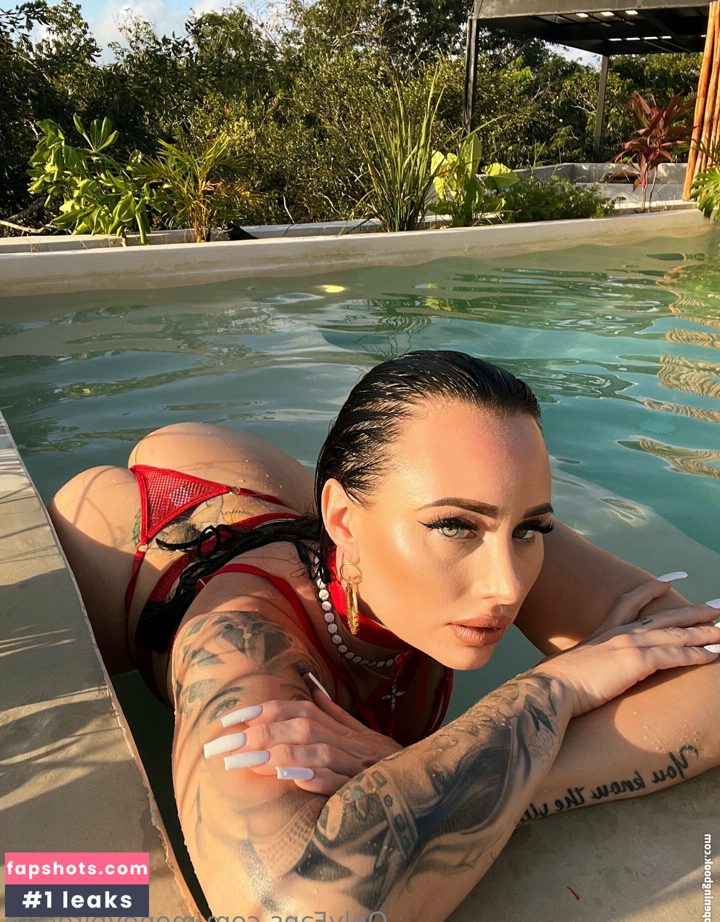 Flowerbomb Nahé úniky fotek pouze od fanoušků #21 - Fapshots