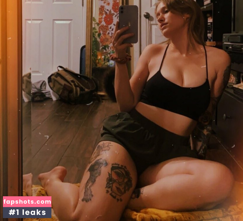 _flowergxrl nude babe gallery