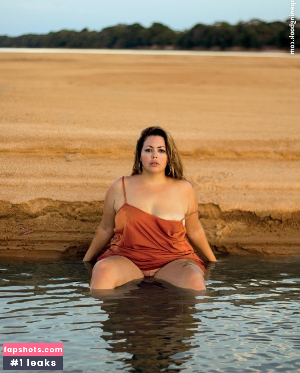 Fluvia Lacerda gallery photo #9