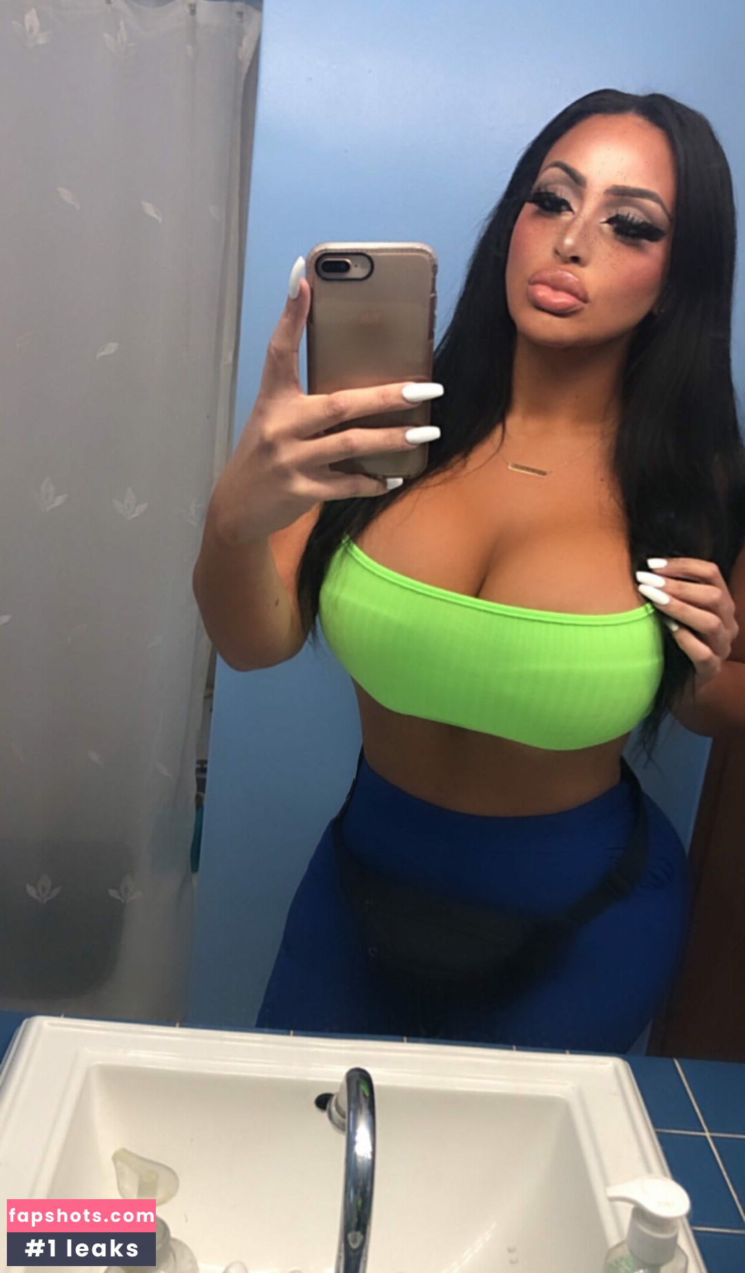 FootBallGirlAna gallery photo #3