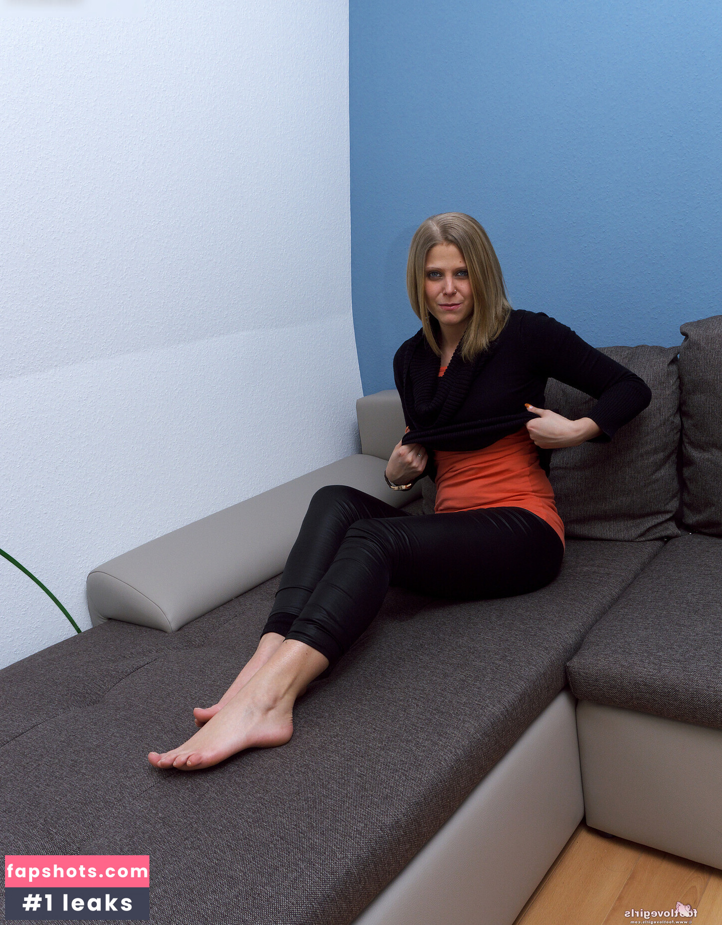 Footlovegirls Nahé úniky fotek pouze od fanoušků #487 - Fapshots