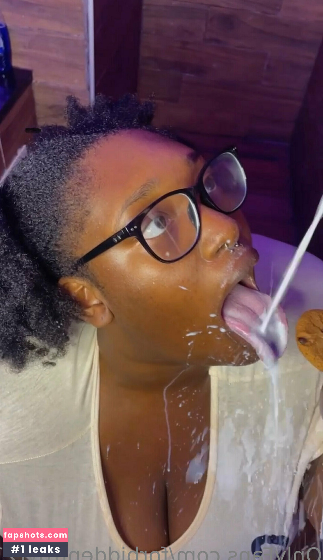 forbiddenfruyt23 gallery photo #32