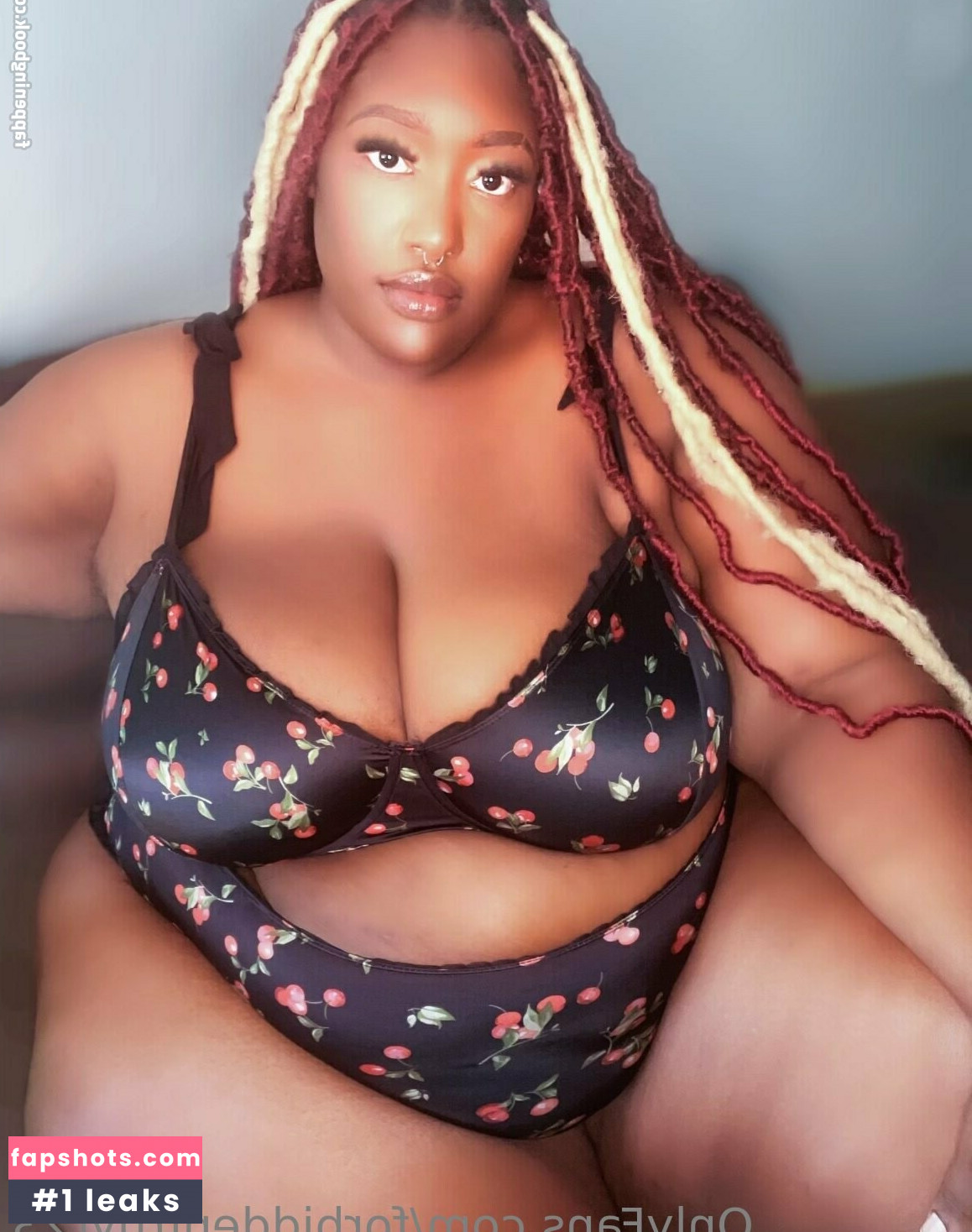 forbiddenfruyt23 gallery photo #35