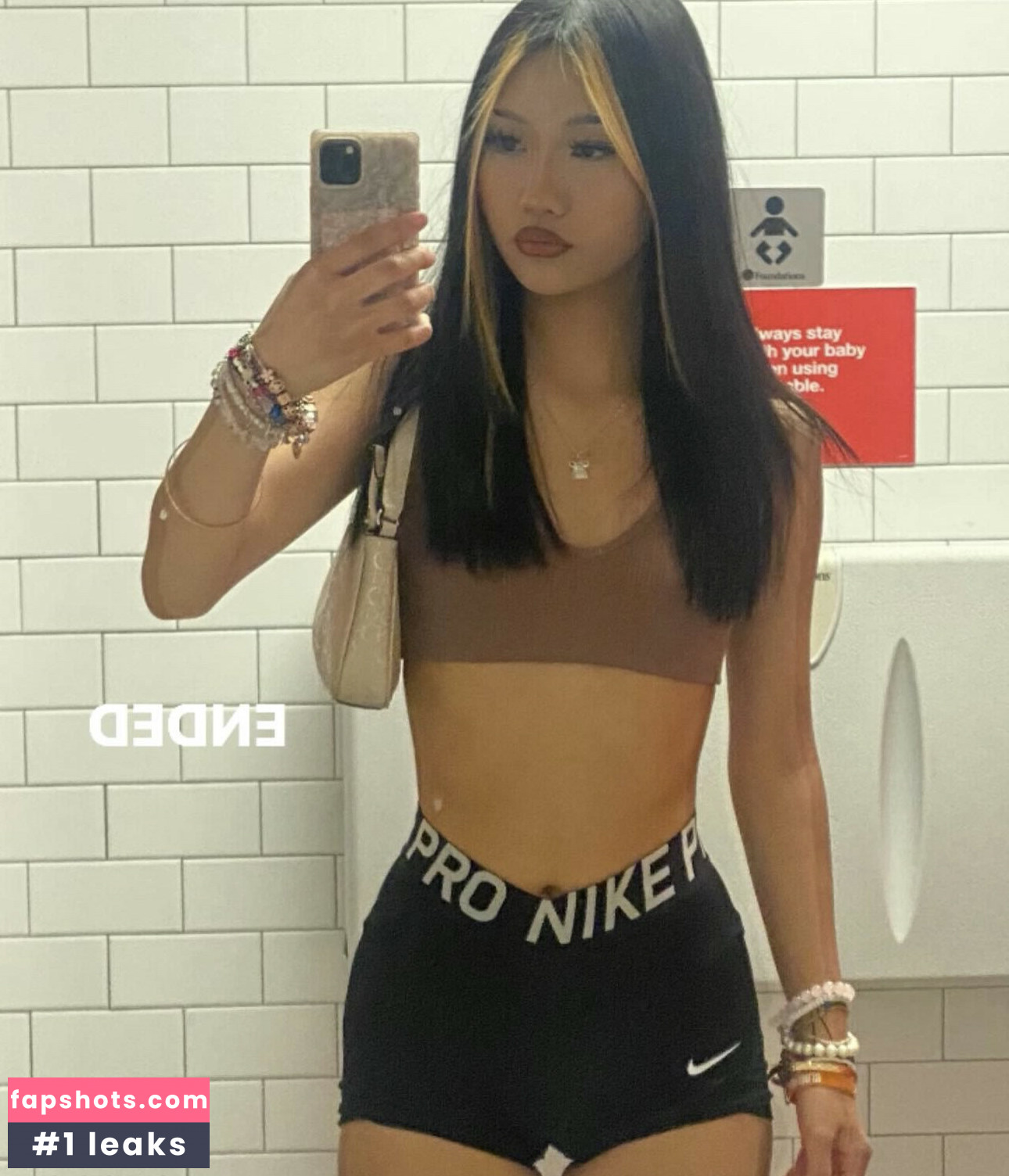 Foreign.bich gallery photo #4