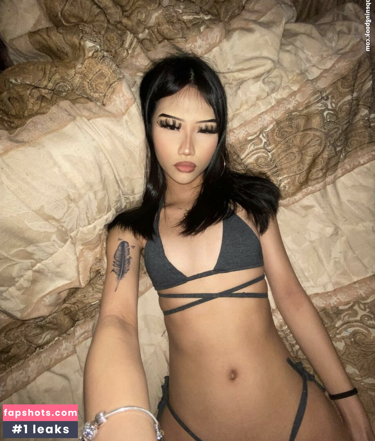 Foreign.bich gallery photo #33