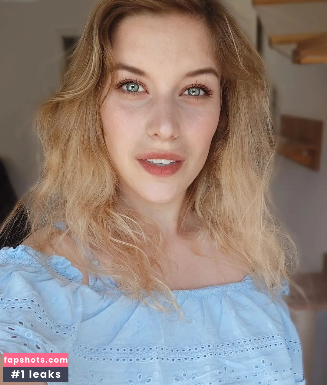 FormulaLena gallery photo #38