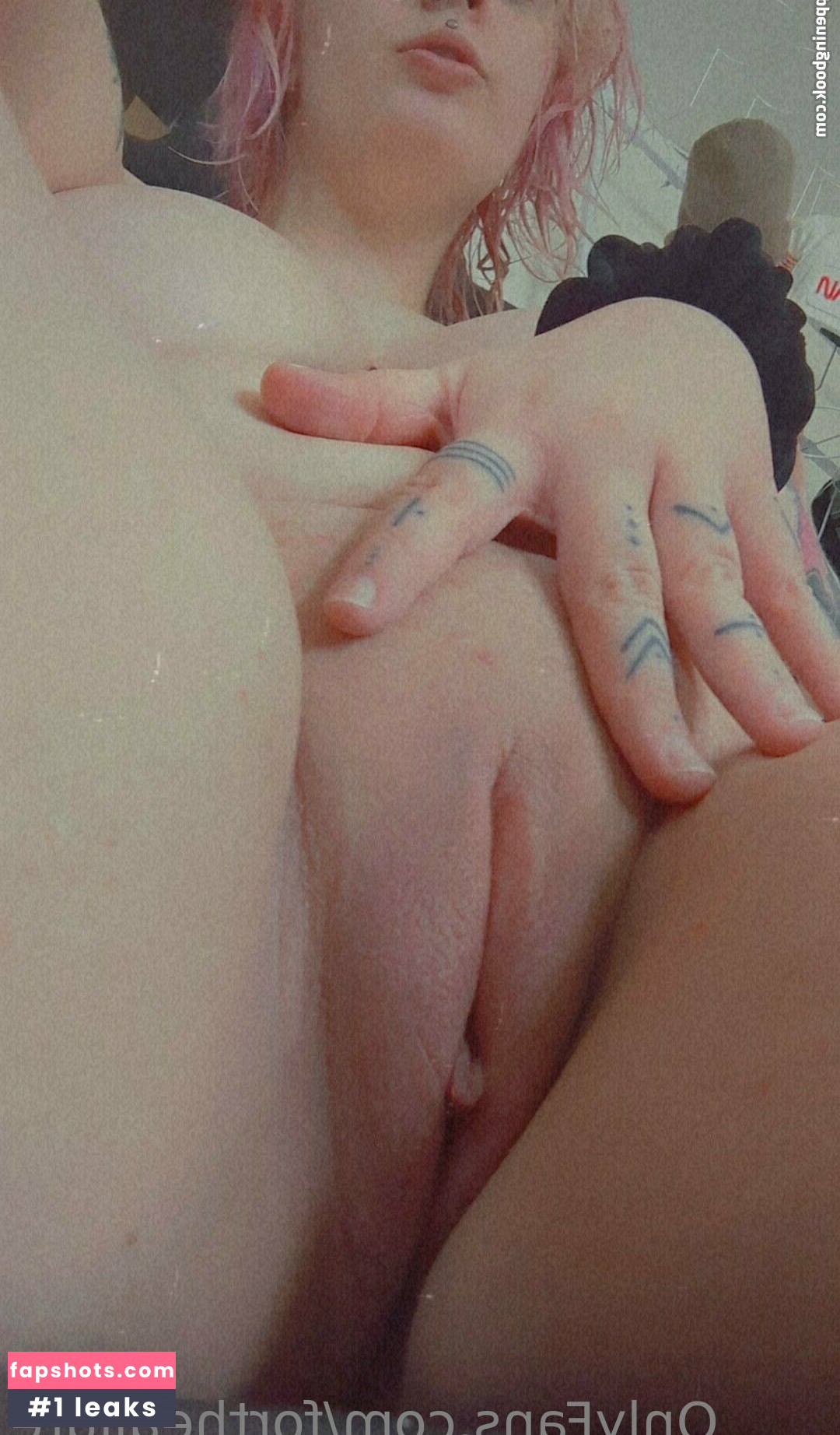 fortheallure nude babe gallery