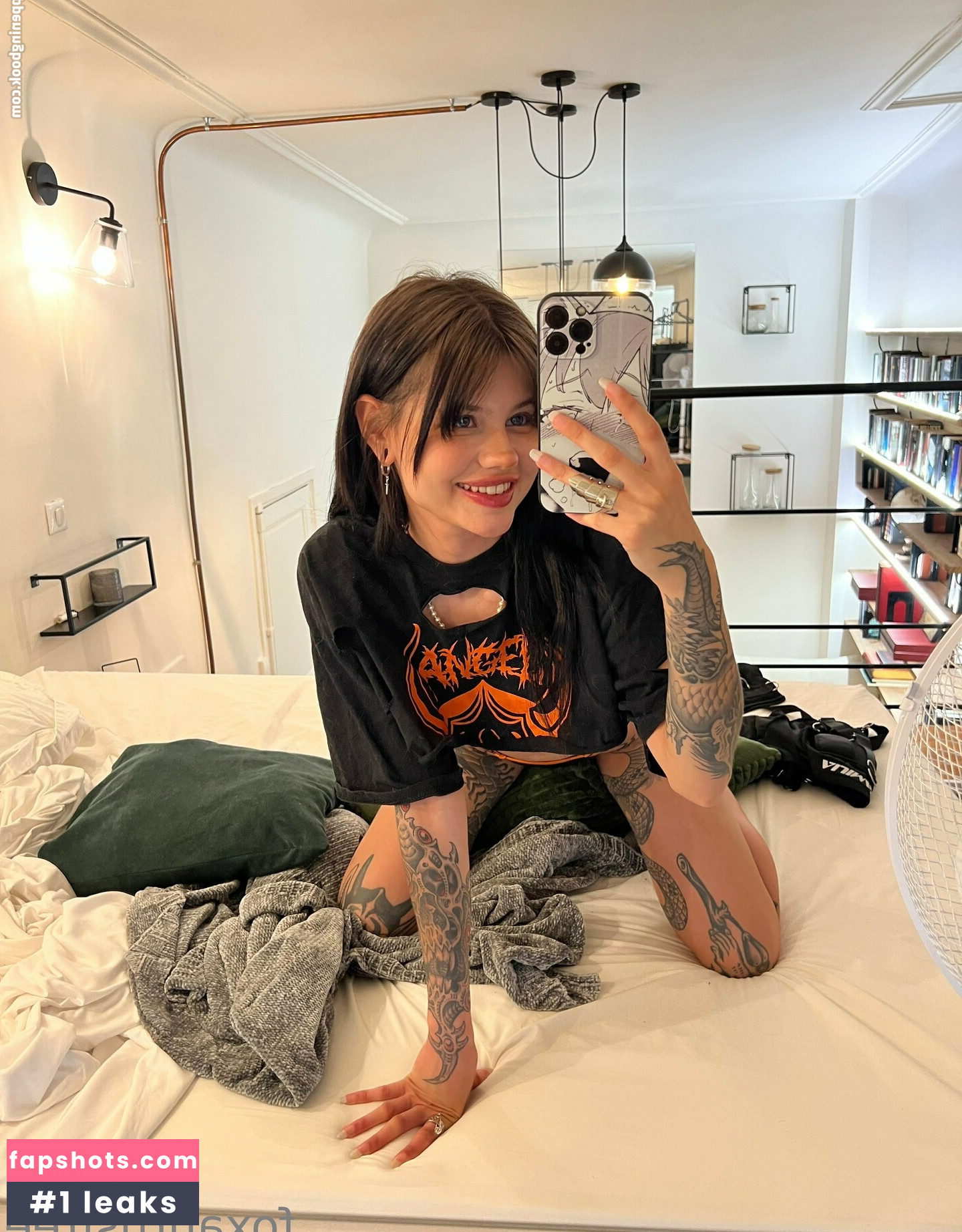 foxaurusfree gallery photo #19