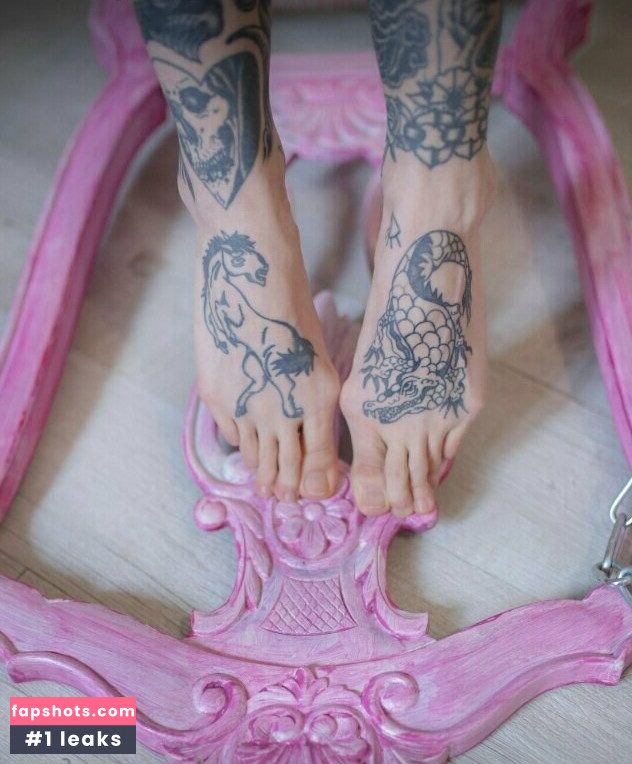 foxaurusfree gallery photo #3