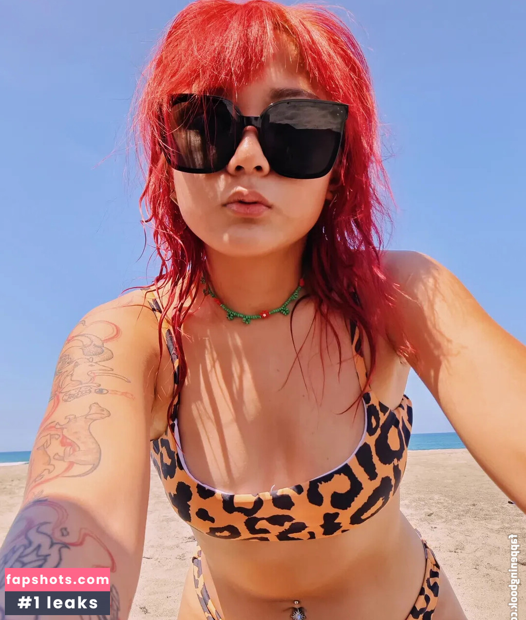 FoxRots gallery photo #3