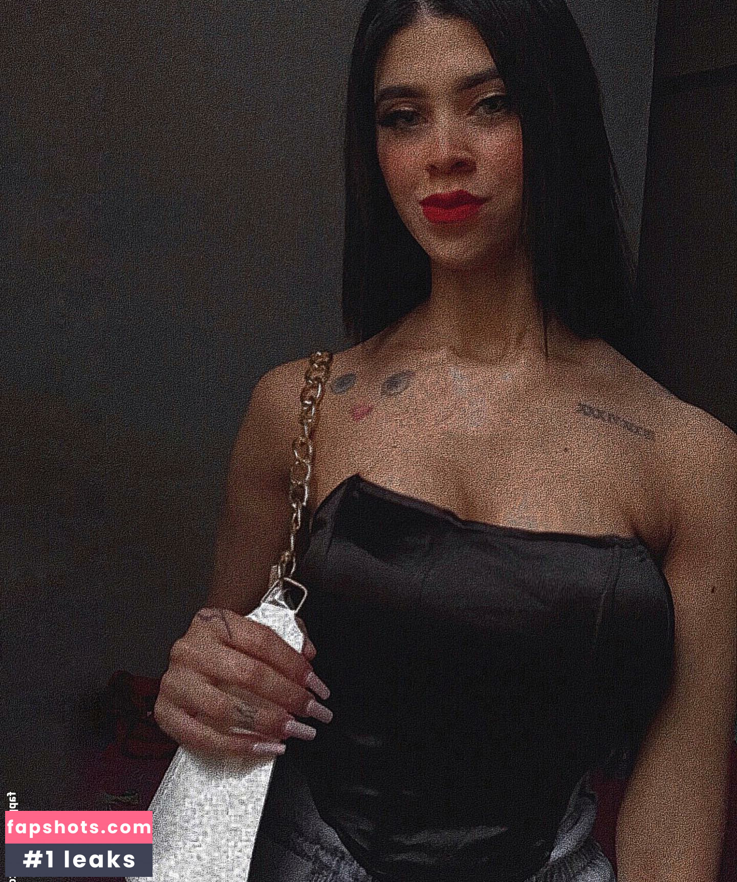 Foxxzz gallery photo #2