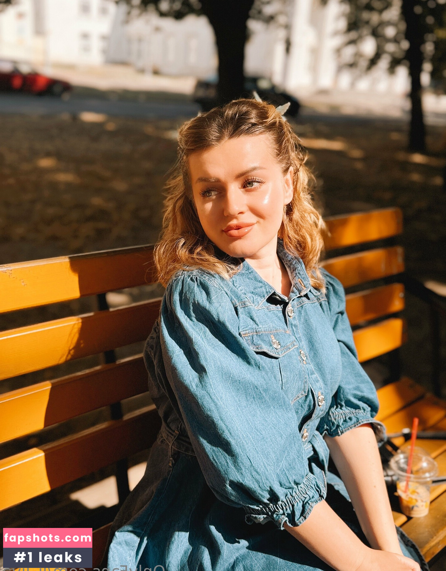 foxy_lily gallery photo #16