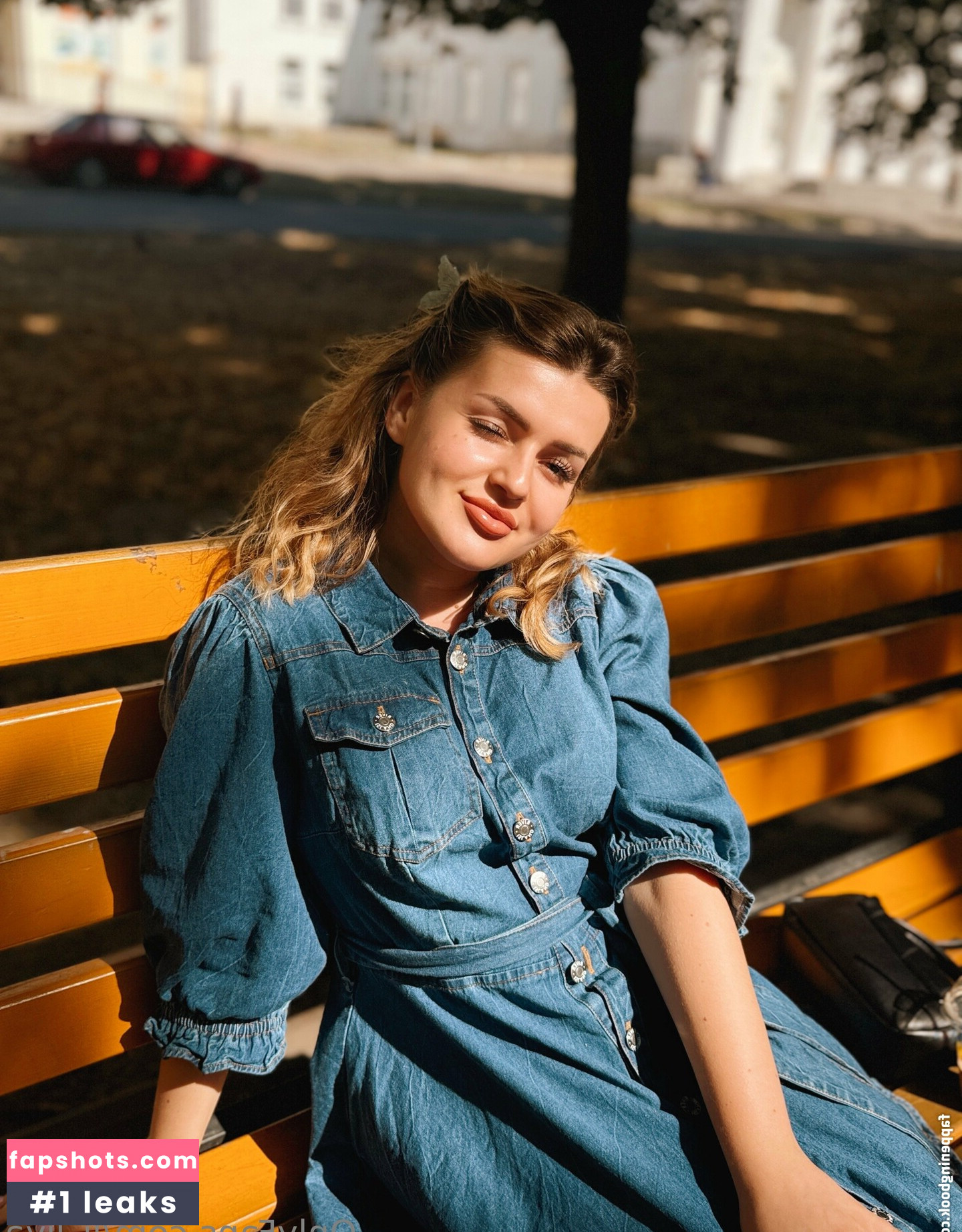 foxy_lily gallery photo #27