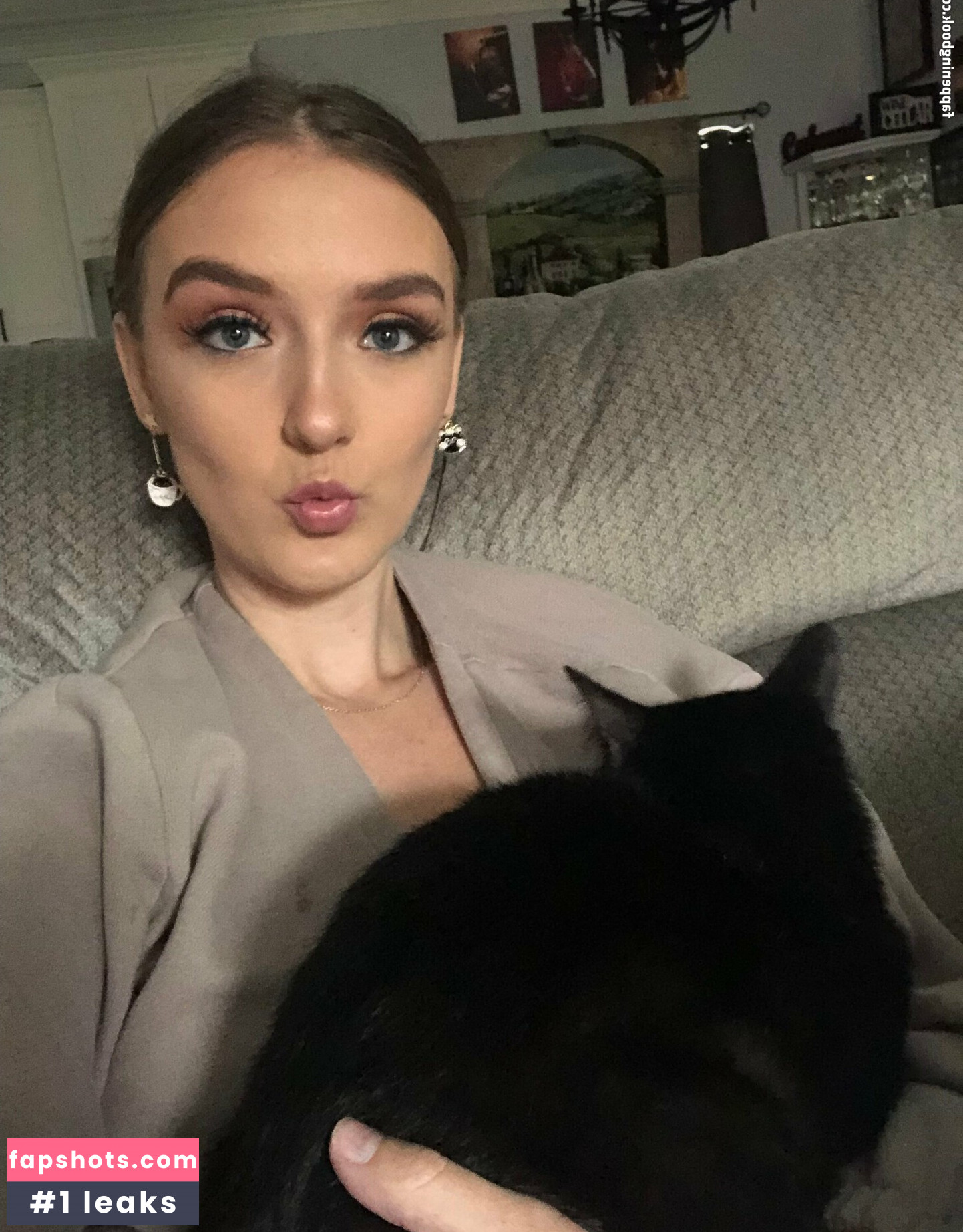 foxyopheliaa gallery photo #7