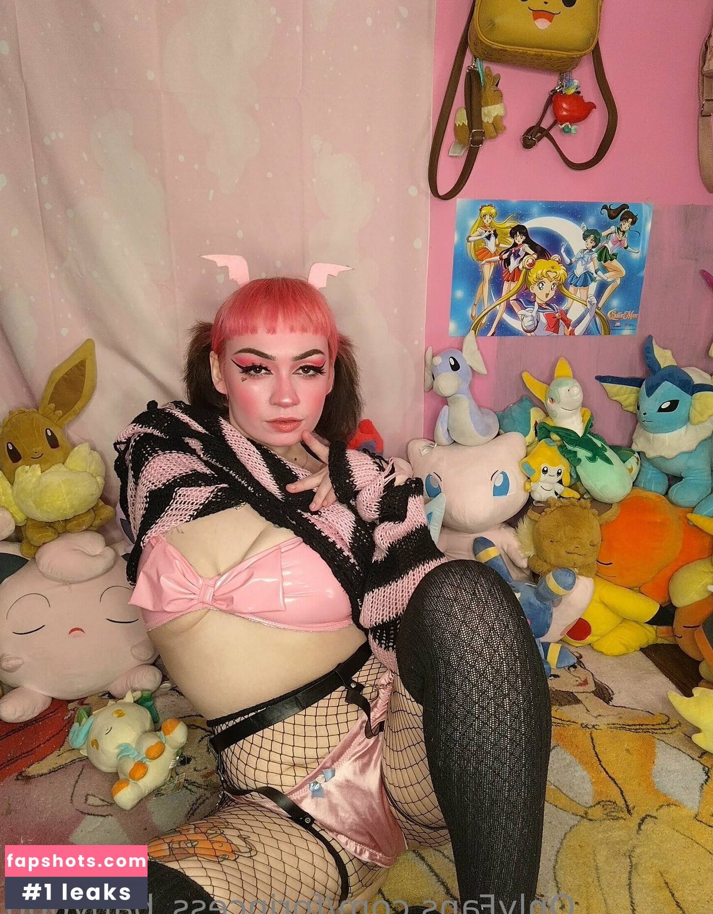 fprincess_baby666 nude babe gallery