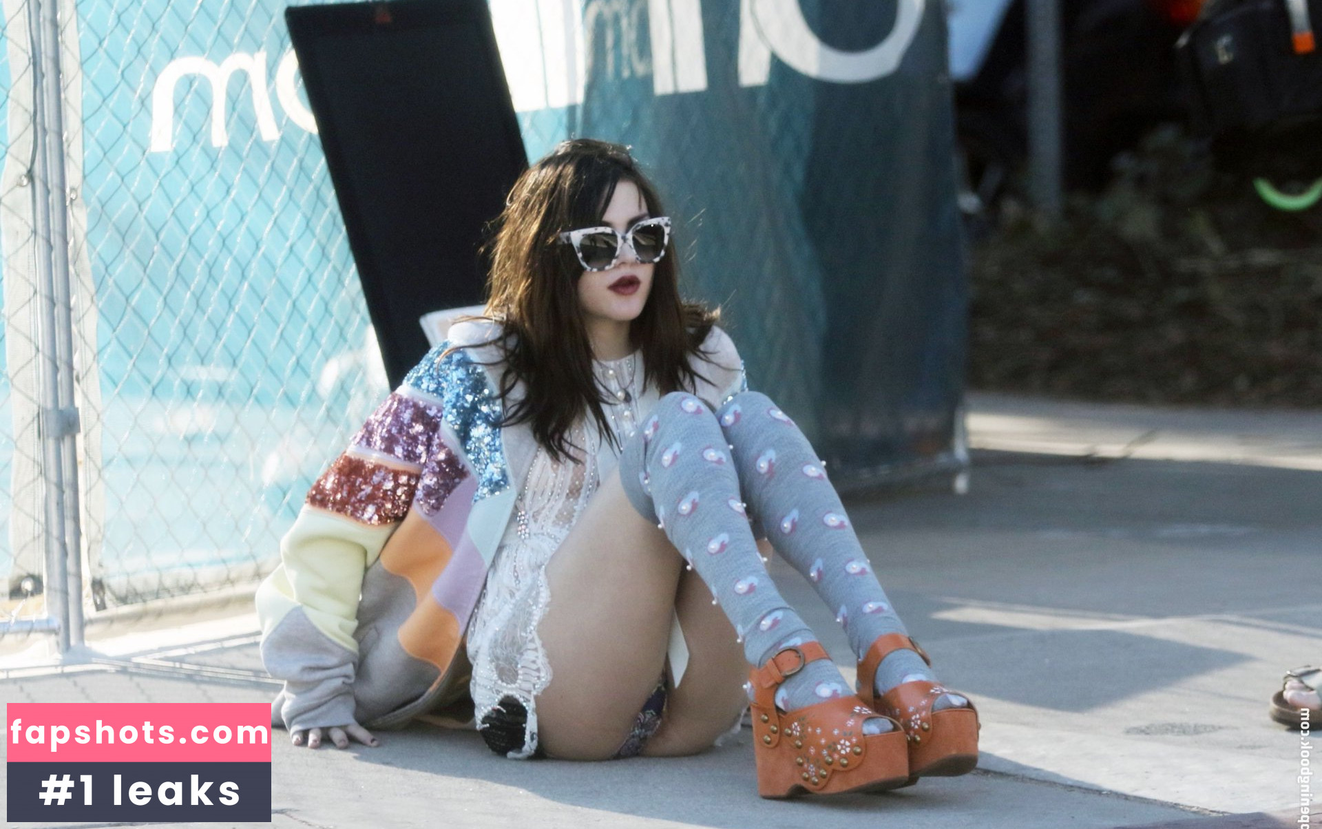 Frances Bean Cobain gallery photo #10