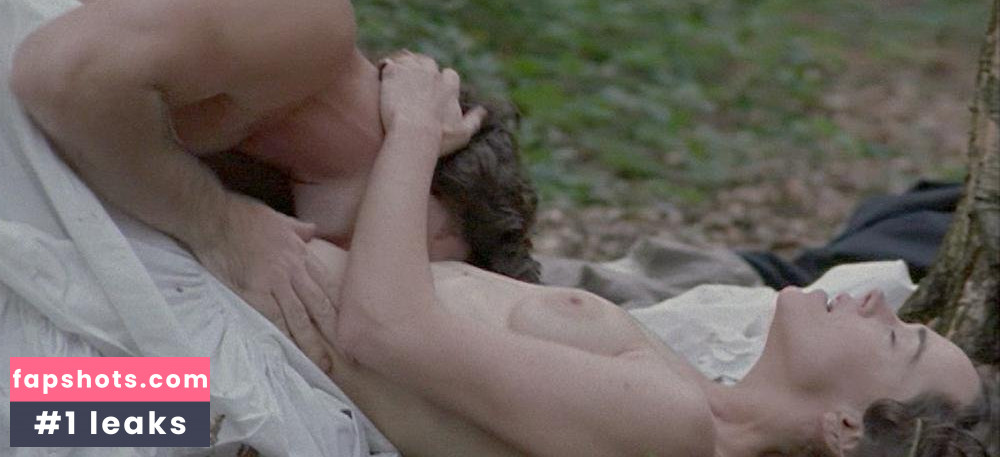 Frances O'Connor gallery photo #15