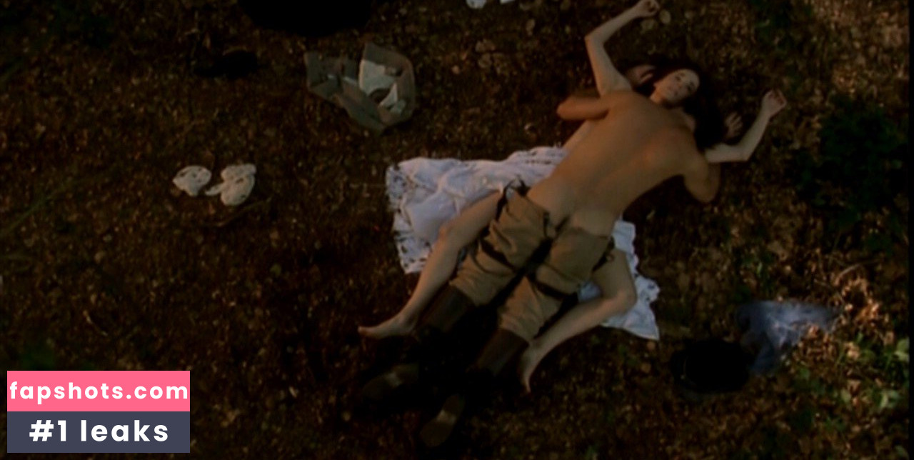 Frances O'Connor gallery photo #5