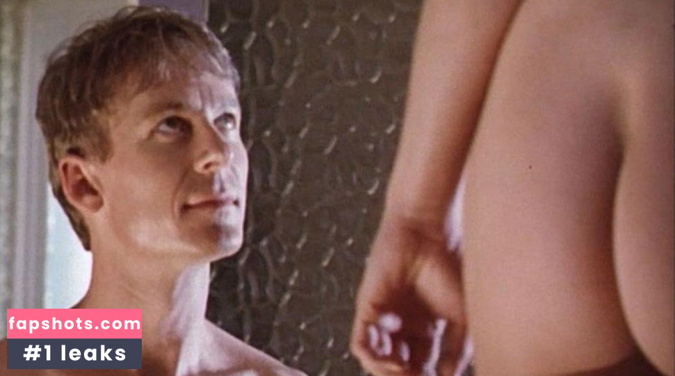 Frances O'Connor gallery photo #10