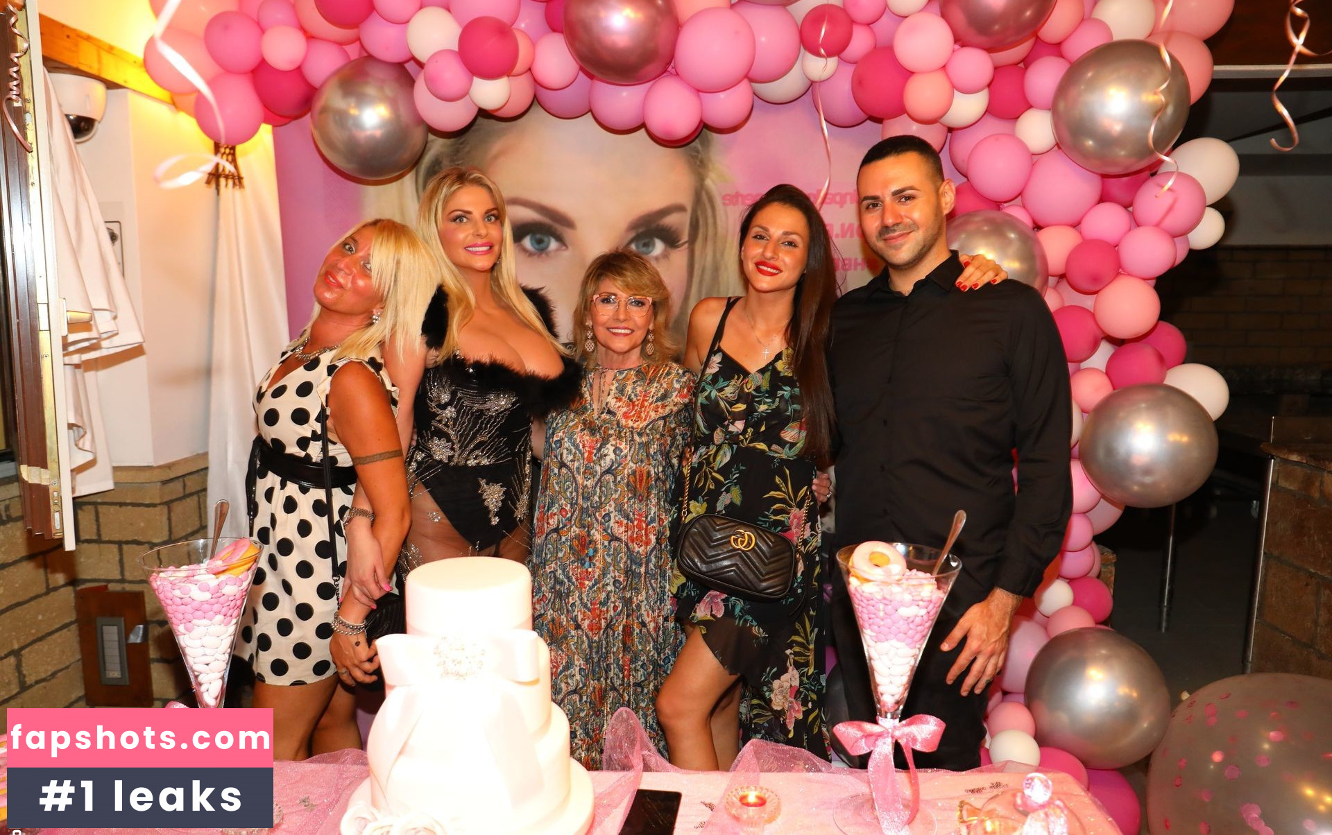 Francesca Cipriani gallery photo #99