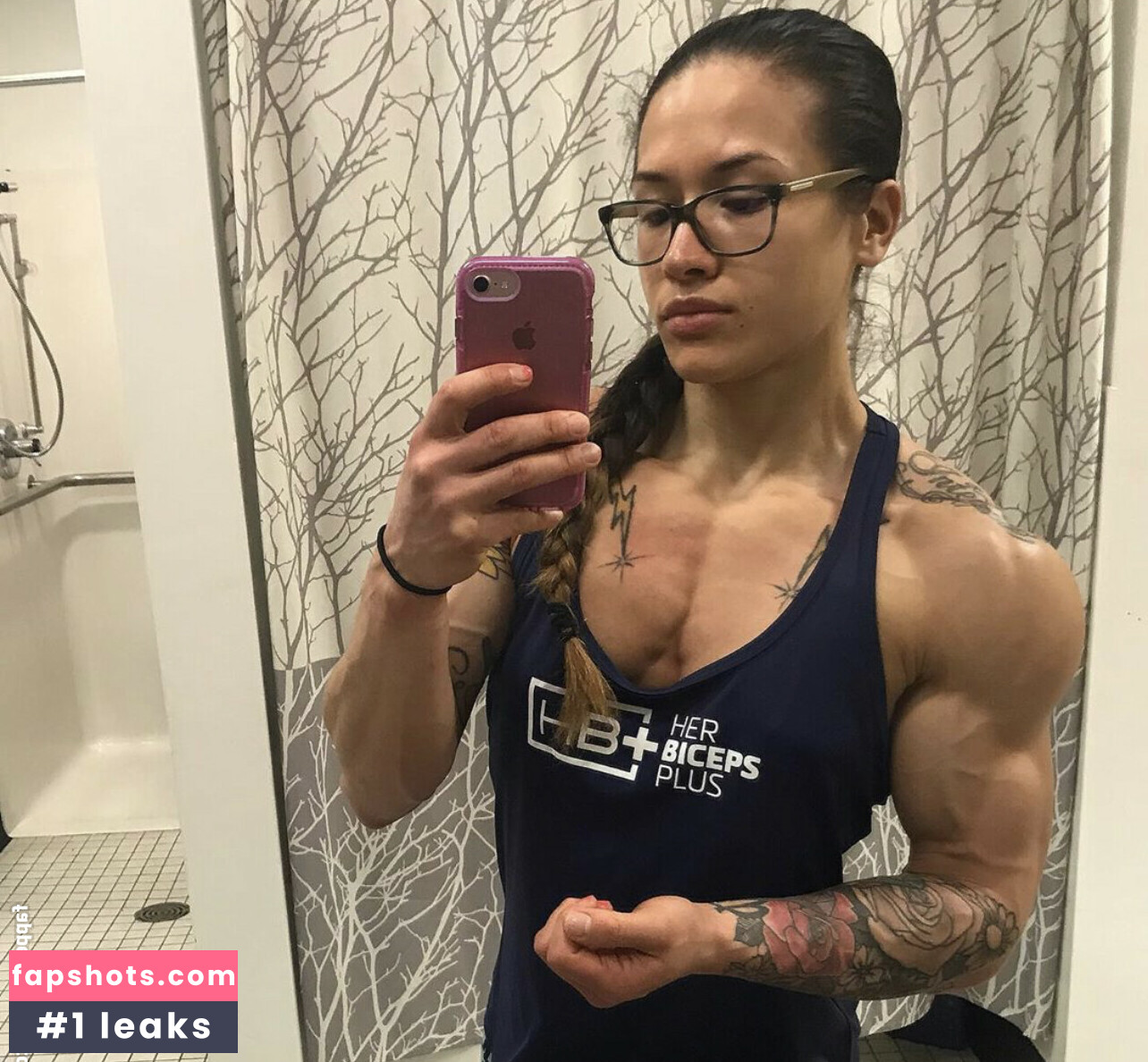 Francesca Mujica gallery photo #5