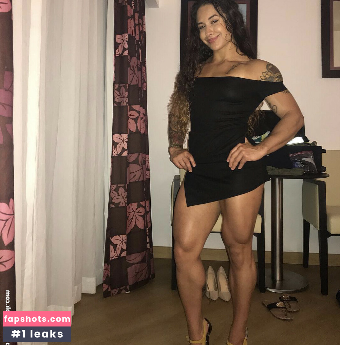 Francesca Mujica gallery photo #9