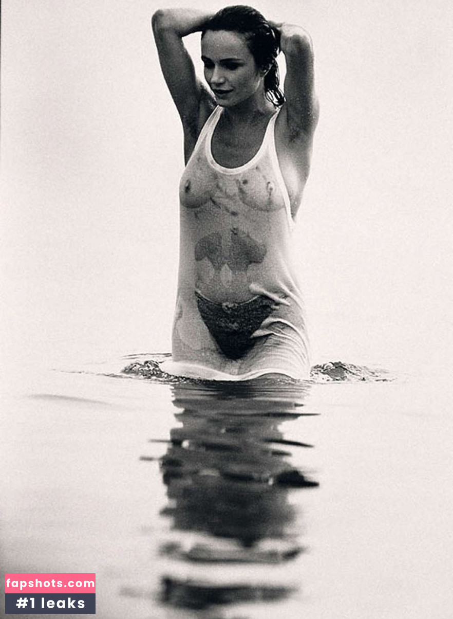 Francesca Neri gallery photo #36