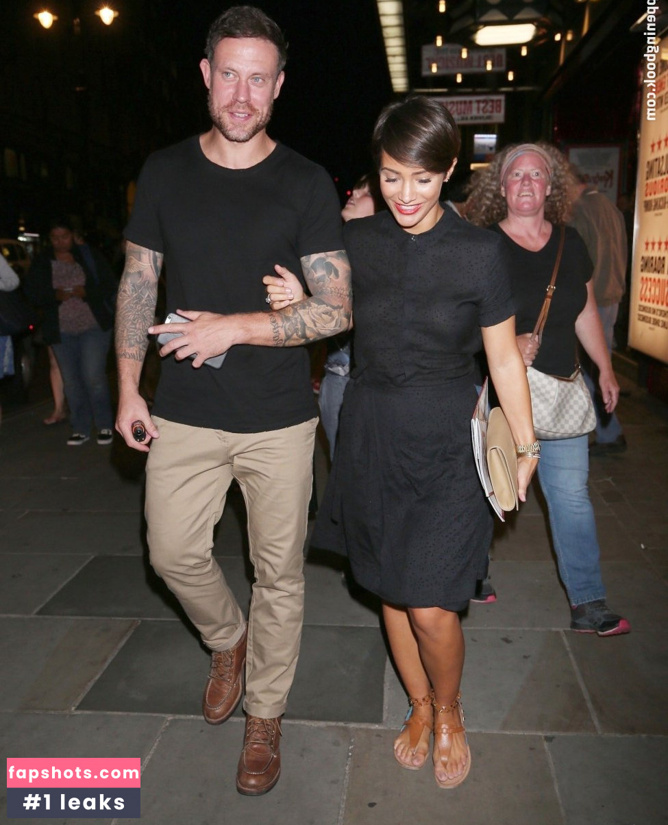 Frankie Bridge gallery photo #1023