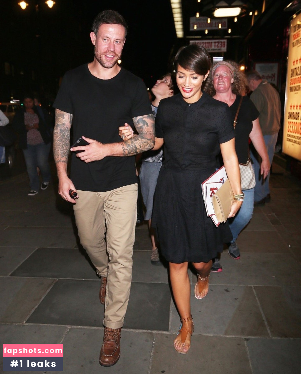 Frankie Bridge gallery photo #1024