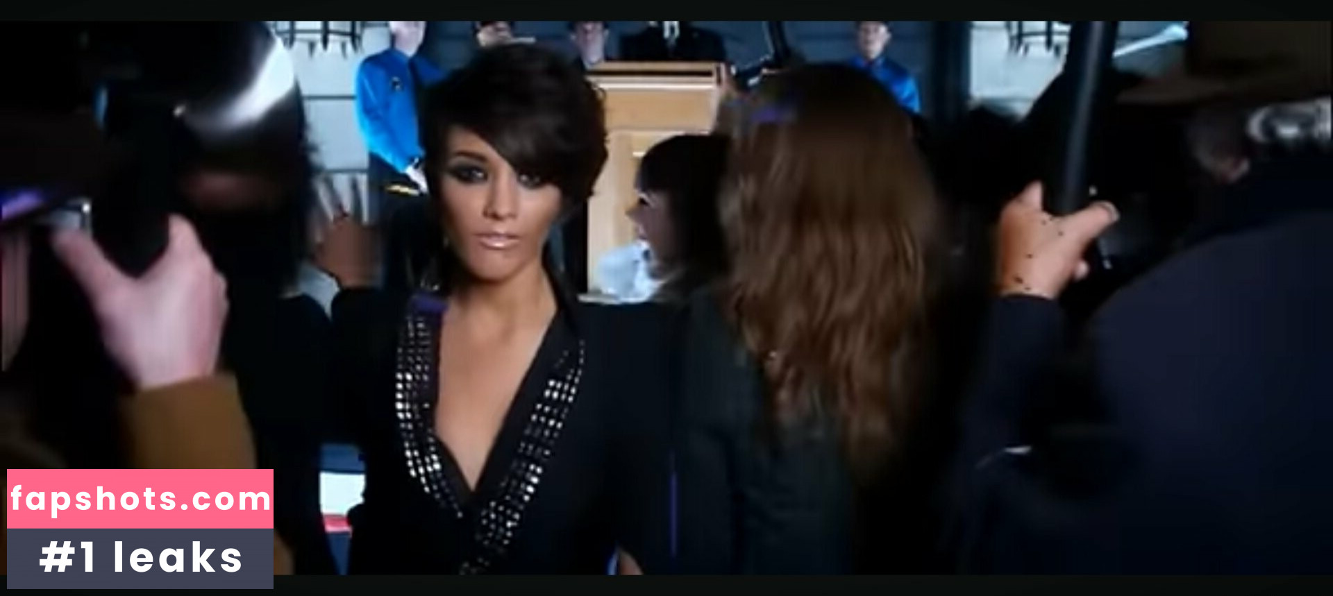 Frankie Bridge gallery photo #139