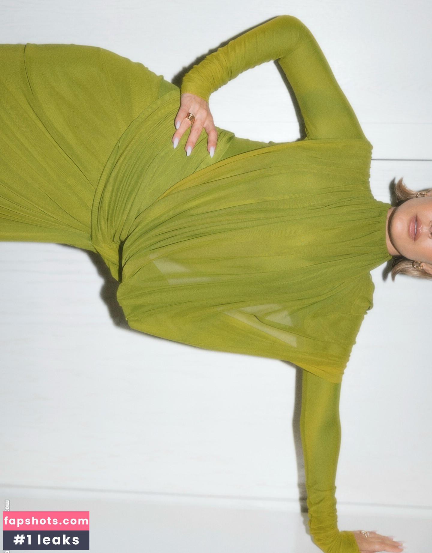 Frankie Bridge gallery photo #17