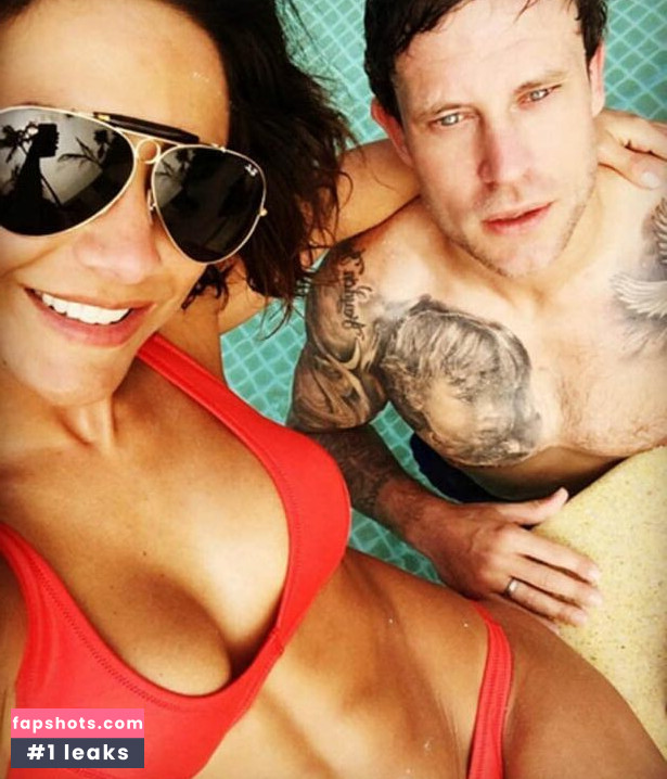 Frankie Bridge gallery photo #166