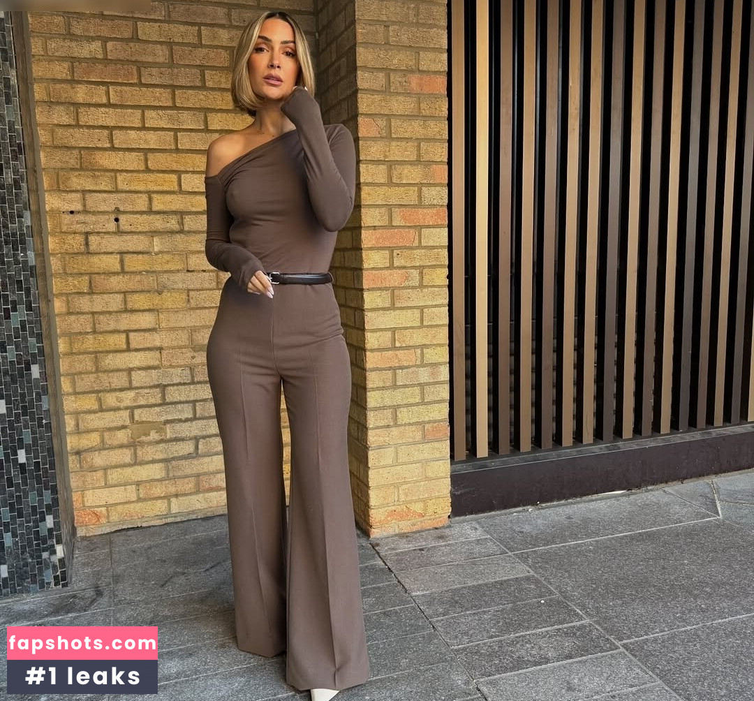 Frankie Bridge gallery photo #228