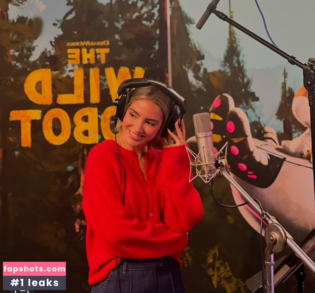 Frankie Bridge gallery photo #243