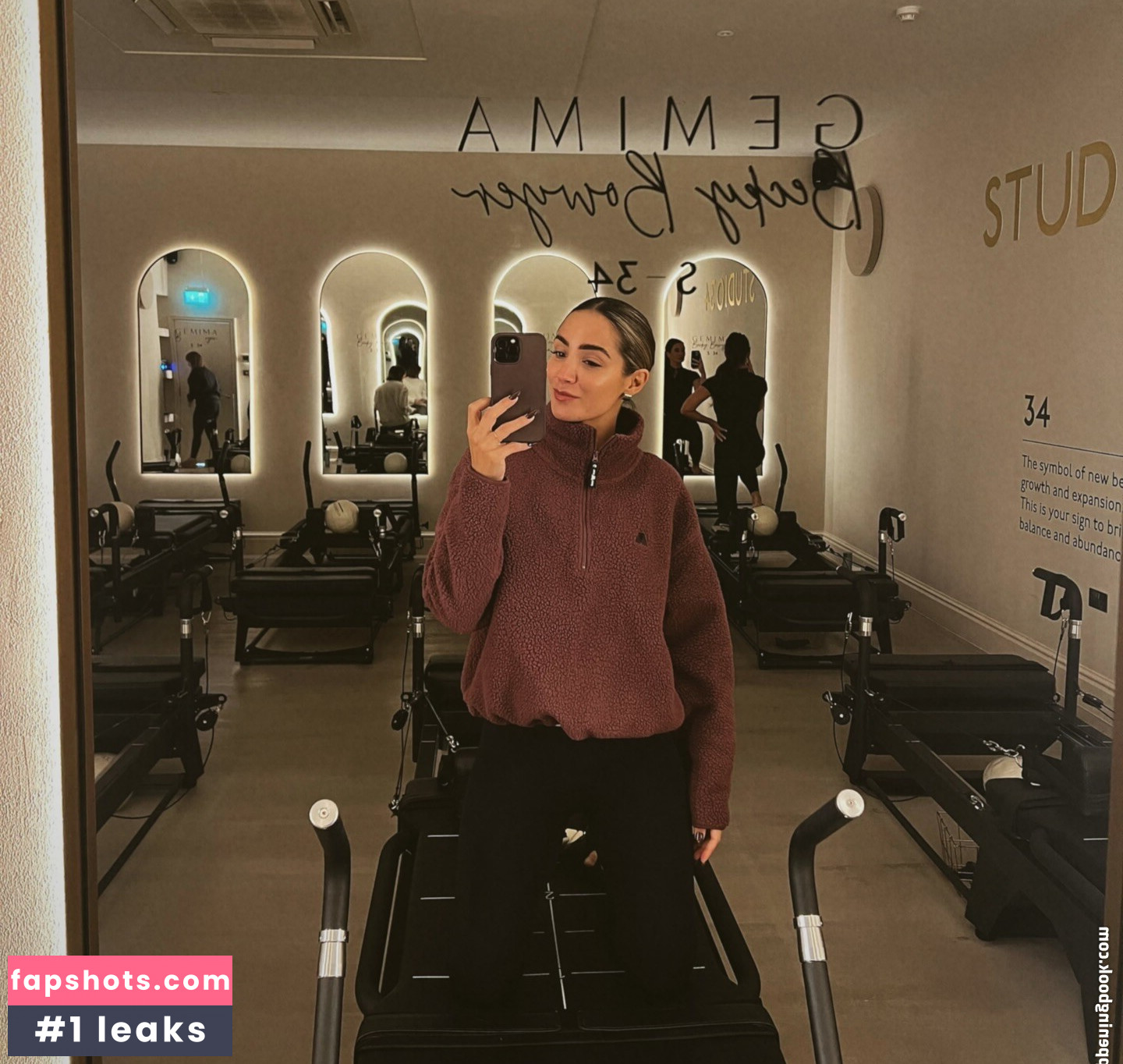 Frankie Bridge gallery photo #267