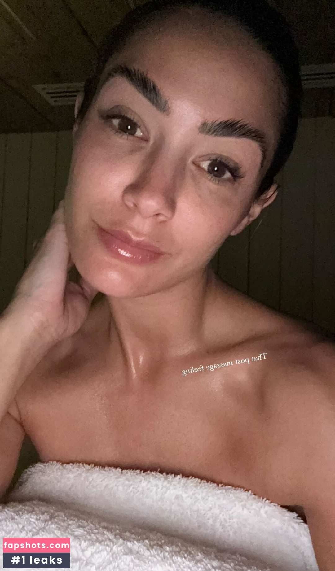 Frankie Bridge gallery photo #270