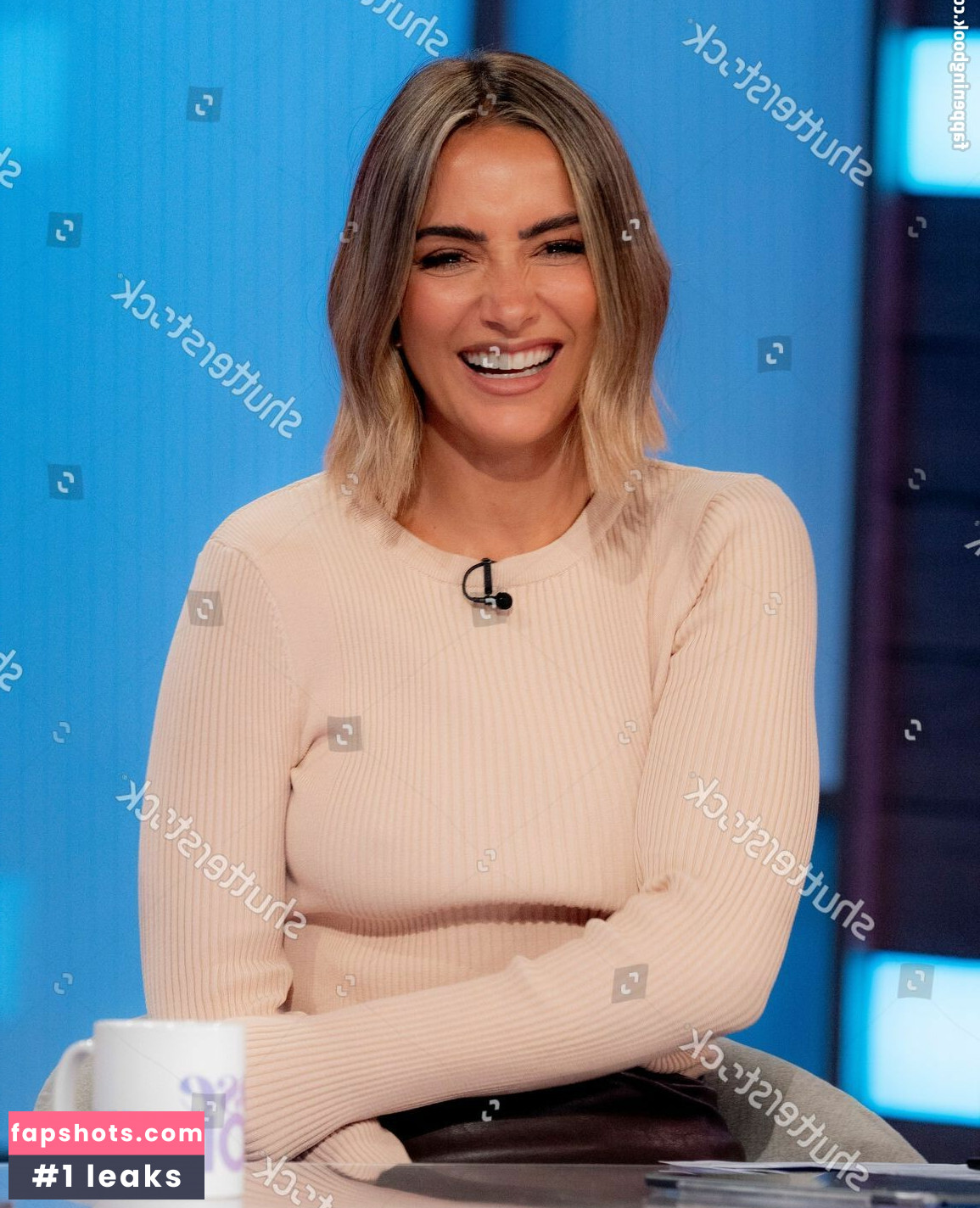 Frankie Bridge gallery photo #280