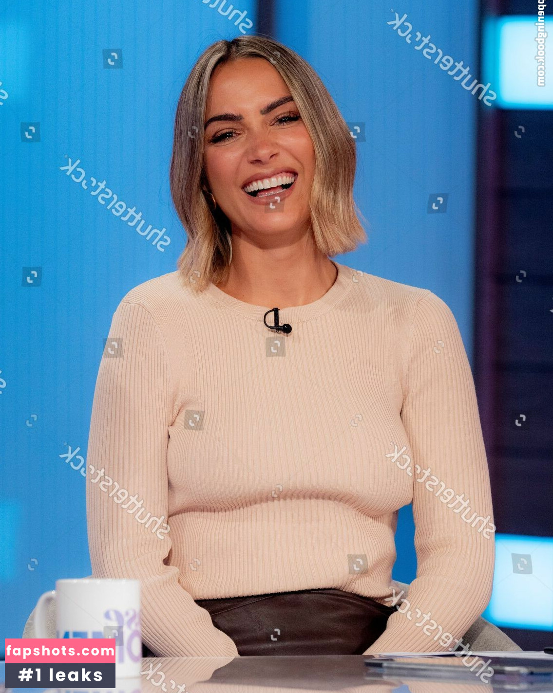 Frankie Bridge gallery photo #285