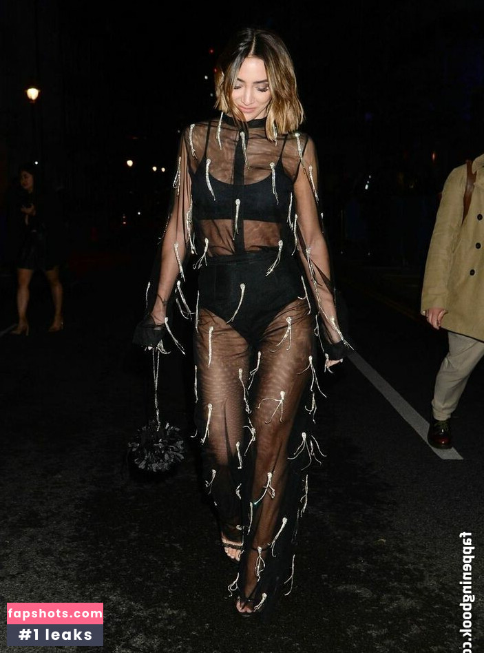 Frankie Bridge gallery photo #308