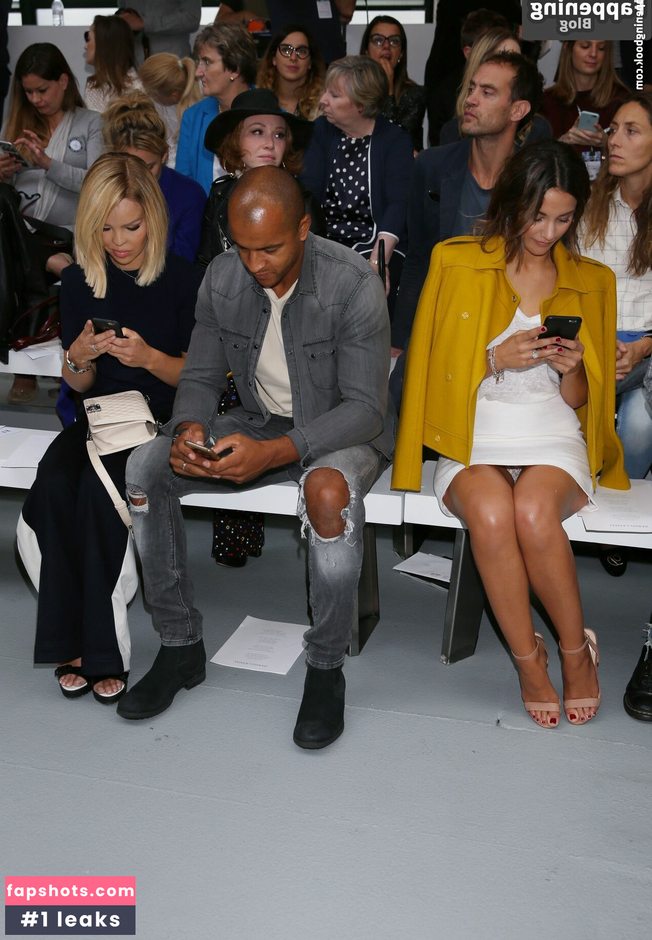 Frankie Bridge gallery photo #339