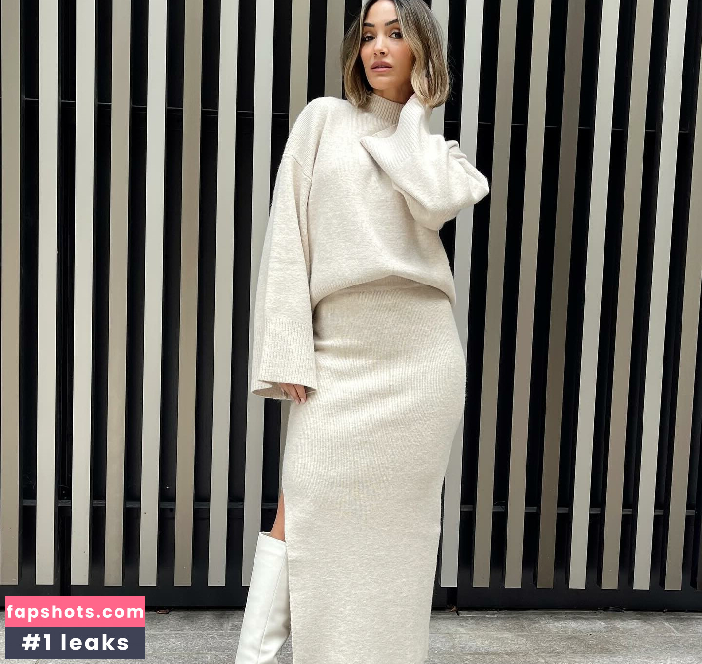 Frankie Bridge gallery photo #350