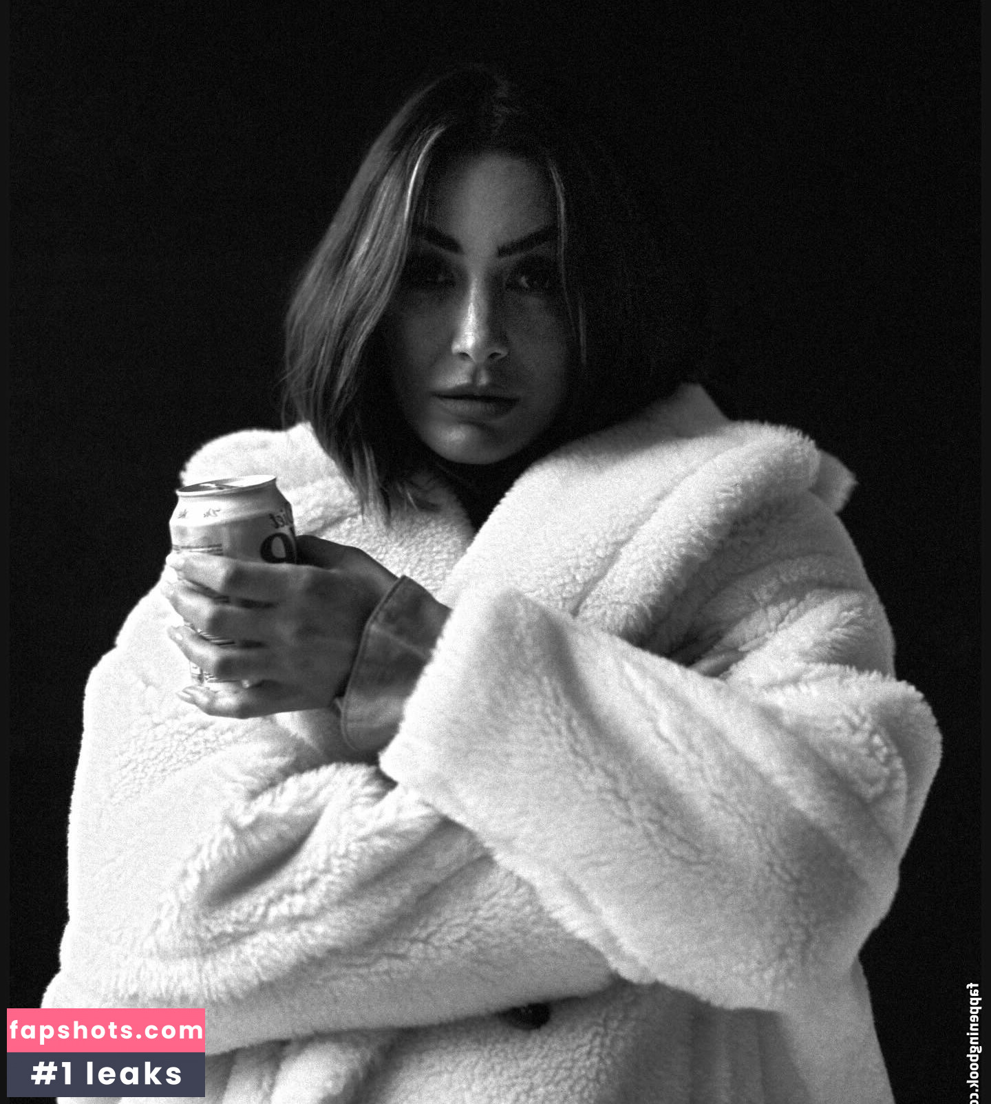 Frankie Bridge gallery photo #351