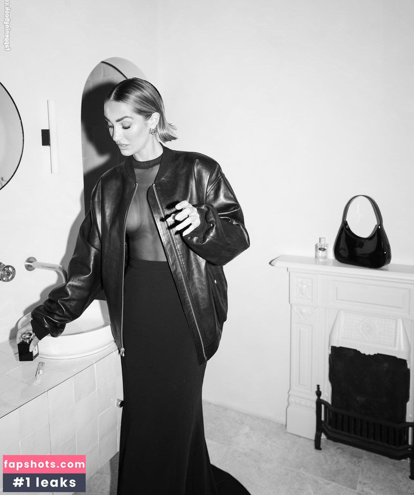 Frankie Bridge gallery photo #364