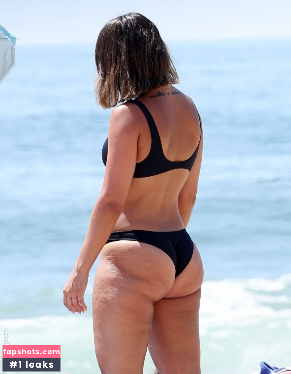 Frankie Bridge gallery photo #44