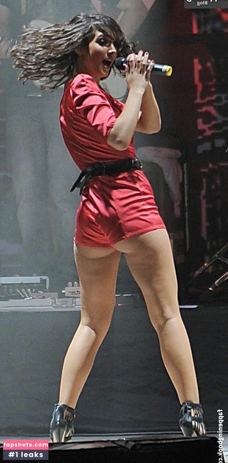 Frankie Bridge gallery photo #438